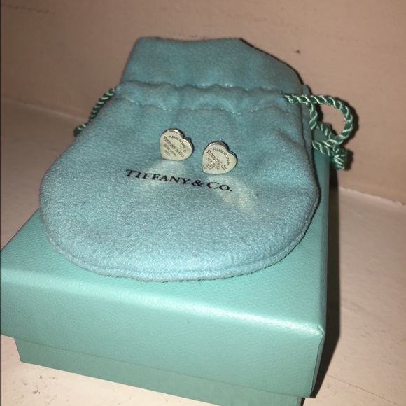 Return To Tiffany Mini Heart Tag Earrings