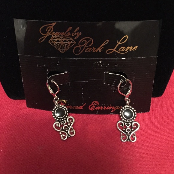 Vintage inspired necklace set - Picture 2 of 3