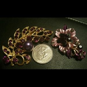 2 BROOCH PINS