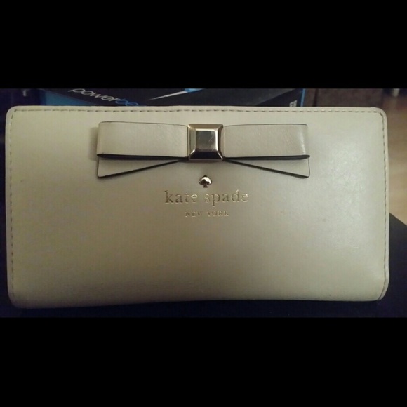 Kate spade wallet