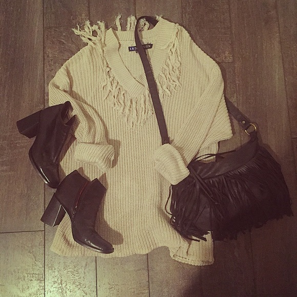 I.B. Diffusion Sweaters - • Vintage •.Cable-Knit Oversize Sweater •