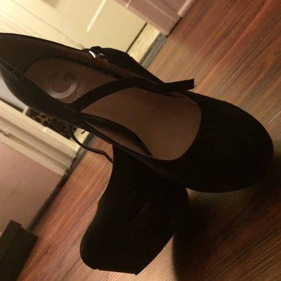 Guess strap heels - Picture 2 of 4