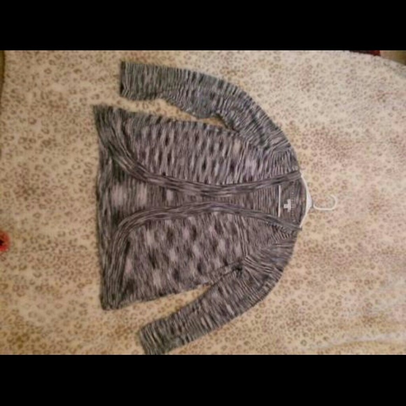 Croft & Barrow Sweater - Picture 3 of 3