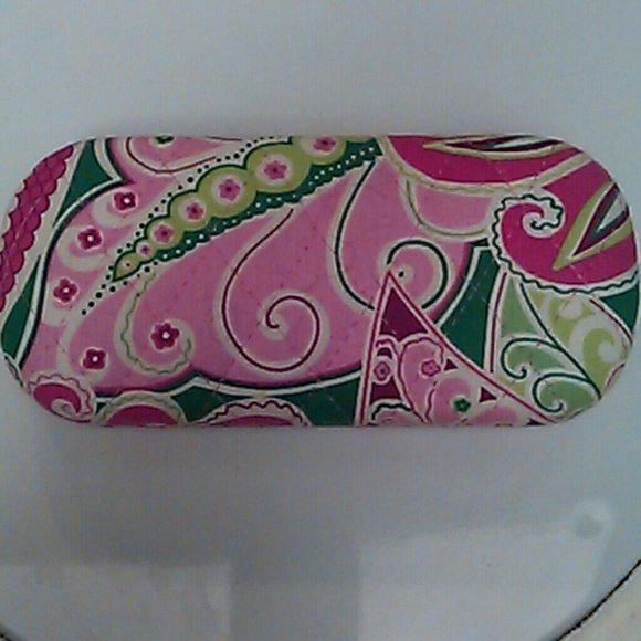 AUTHENTIC VERA BRADLEY SMALL EYE GLASS CASE