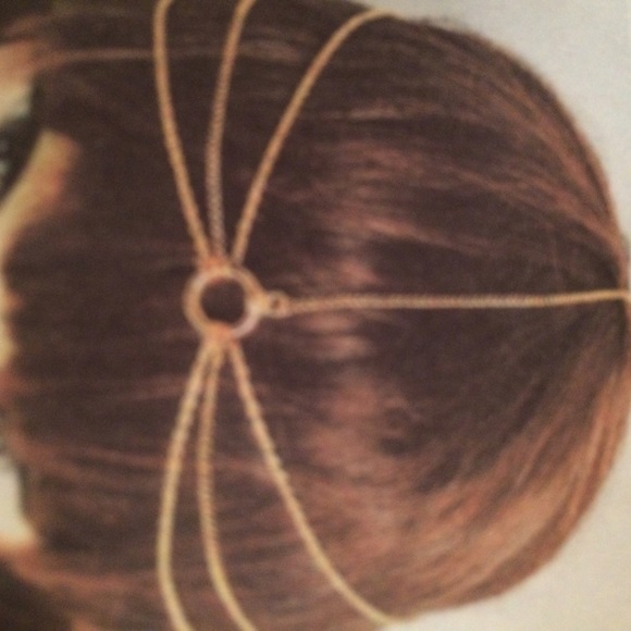 Decorative head chain