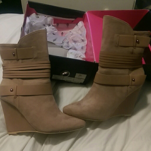 Beige booties