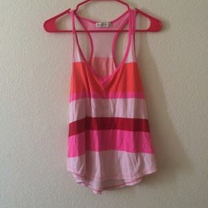 Abercrombie pink bundle tanks!
