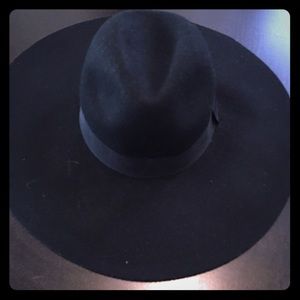 Floppy Wide Brim Wool Hat