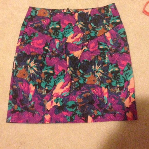 Floral skirt!!