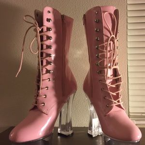 Pleaser baby pink, patent platform boots