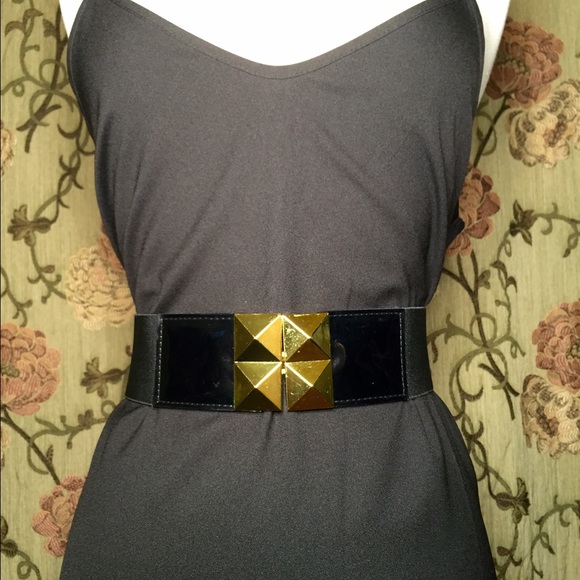 Black elastic belt with gold buckle