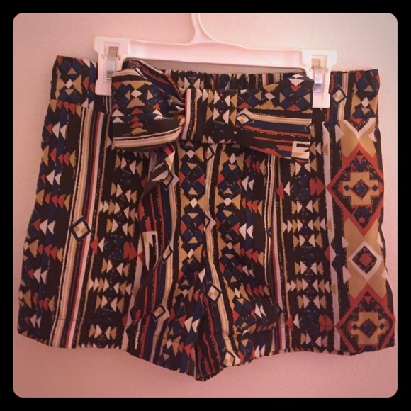 High waisted shorts - Picture 1 of 1