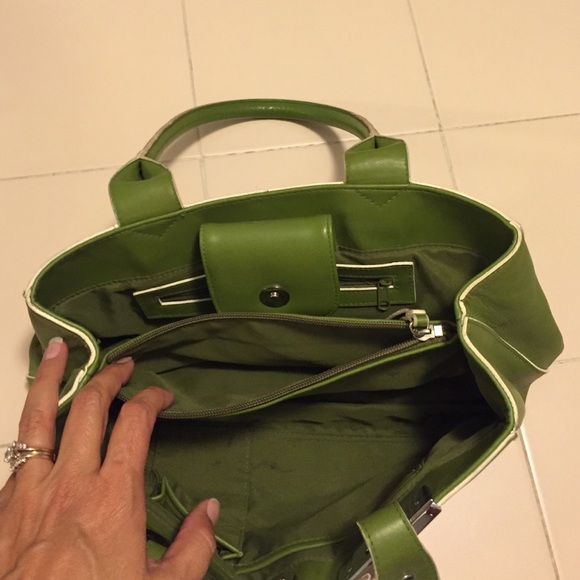 Purse - Picture 2 of 4