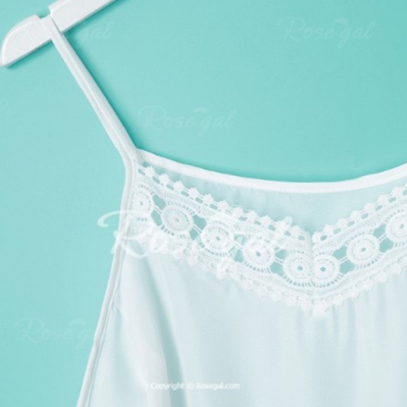 Adorable romper - Picture 2 of 4