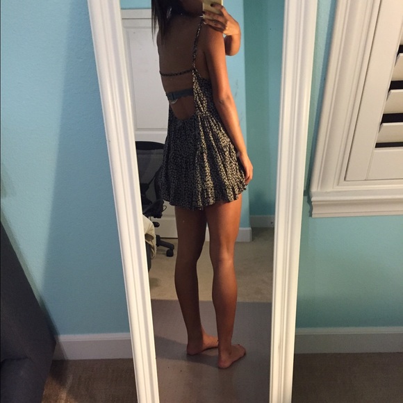 🌟SOLD🌟 Brandy Melville Jada Dress - Picture 3 of 3