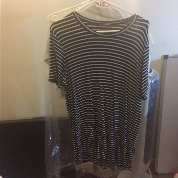 TRADED - Picture 2 of 2