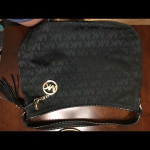 MK purse (brand new) (never worn)