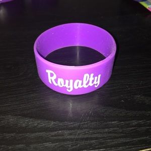 SOT royalty wristbands