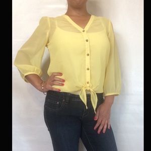 🔴Red Tag!🔴 Charlotte Russe Yellow Blouse