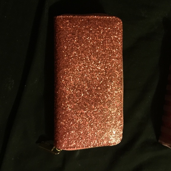 Adorable pink sparkly clutch/billfold
