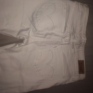 White Levi's 535