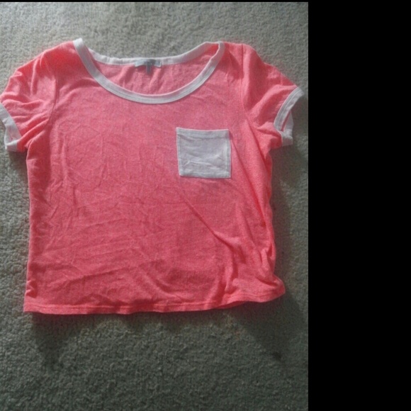 Peach pink crop top with pocket