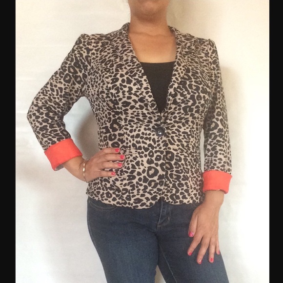 Cute Leopard Print Blazer