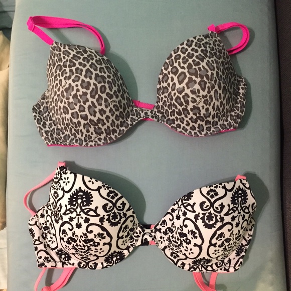 Victoria's Secret PINK Lightly Lines Bras