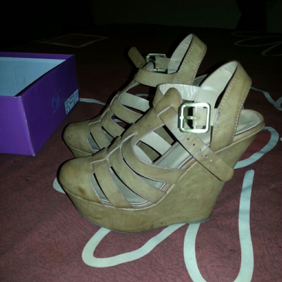 Wedges - Picture 2 of 2