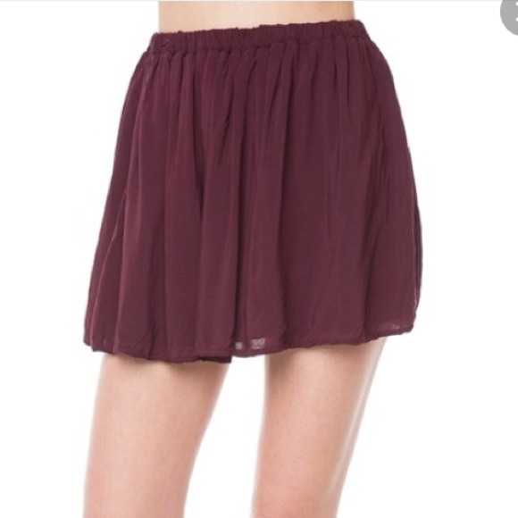 SOLD Brandy Melville maroon skirt - Picture 2 of 4