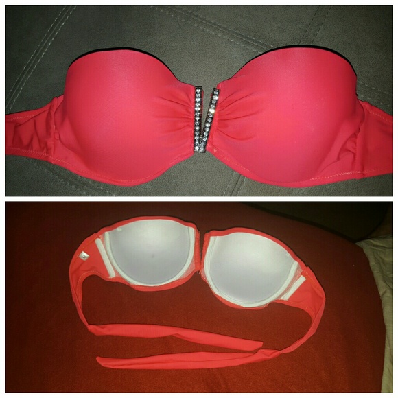Tops - "NEW" Red diamond stone bikini top.