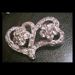 BROOCH PIN