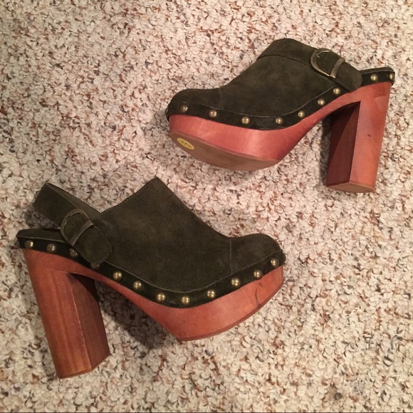 Never Worn Jeffery Campbell Clogs!