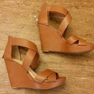 Beautiful brown wedge sandles