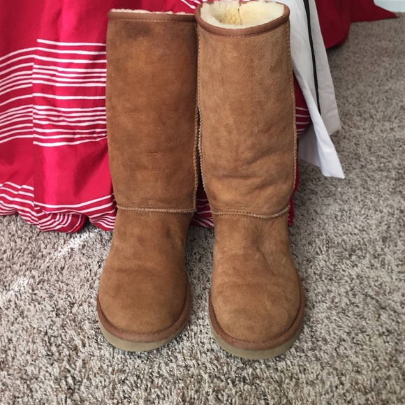 UGG Shoes - 💥FINAL REDUCTION 💥💯%AUTH CHESTNUT UGG BOOTS‼️