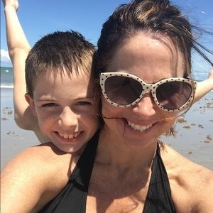 🌸 Meet your seller 😍