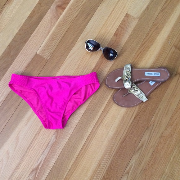 🔶  Hot Pink Bikini Bottoms NWOT 🔶