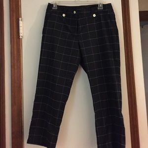 🔴NWOT🔴NIKE GOLF CAPRI'S - BLACK W/ WHITE PLAID‼️