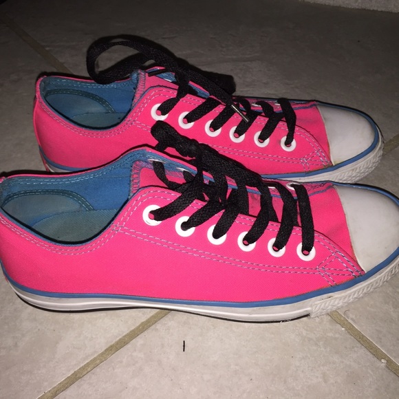 MAKE OFFERS! neon pink converse - Picture 2 of 3