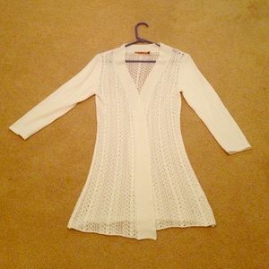Long-sleeved white cardigan NWOT
