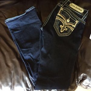 Size 27 Rock Revivals