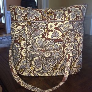 Vera Bradley tote bag