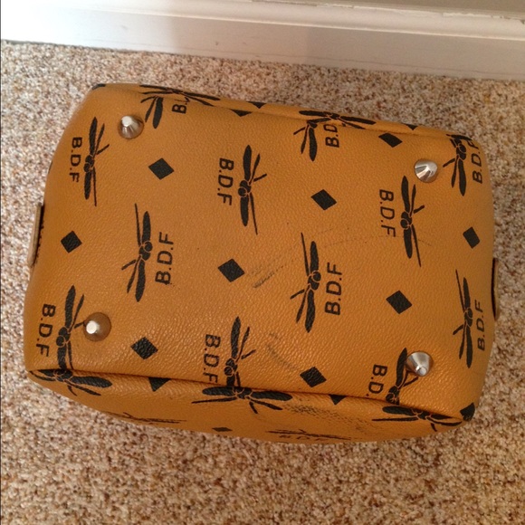 Square handbag - Picture 2 of 4