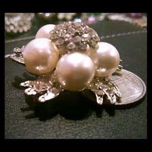 SOLD $$$$ PEARL RHINESTONE BROOCH