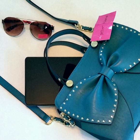 Betsey Johnson Handbags - Betsey Johnson Bow Regard Satchel