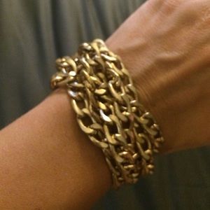 Gold bracelet