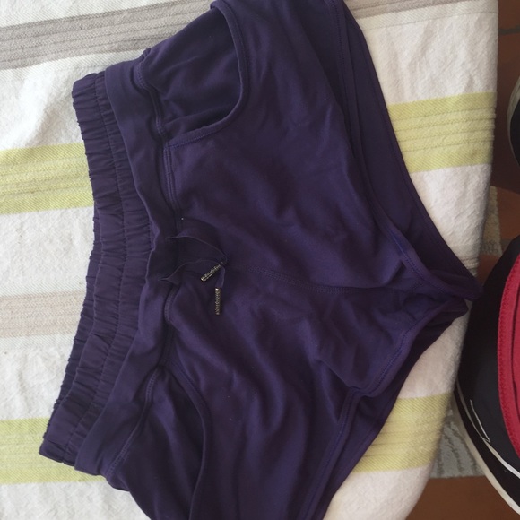 Lulu lemon shorts!