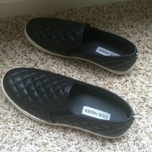 Sneaker Flats. Ecentrcq-black.