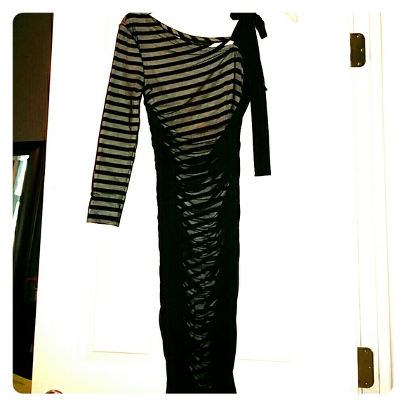 Fitted striped dress