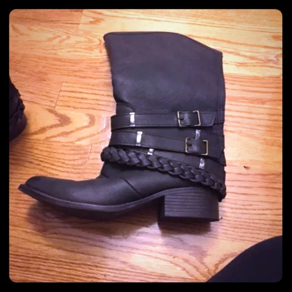 Target Boots - Grey boots